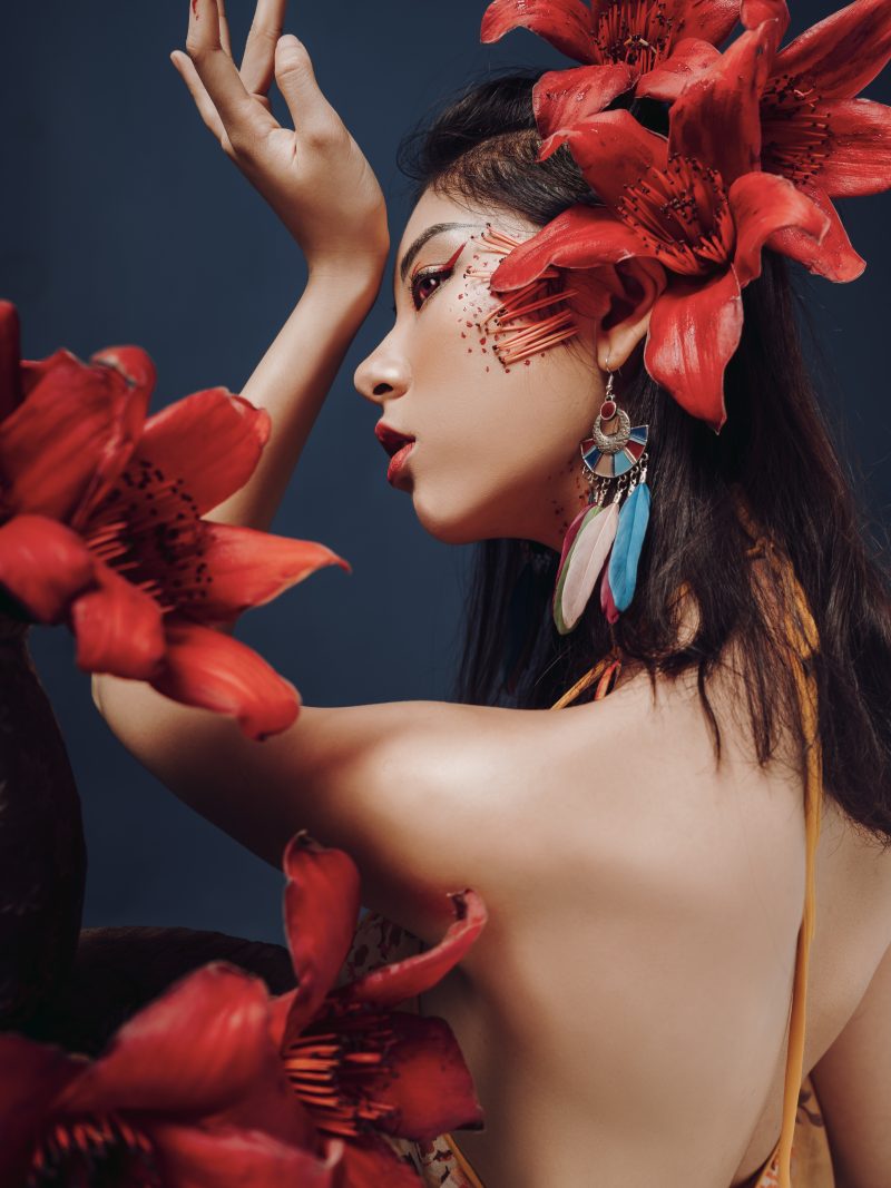 Chụp mẫu cô gái hoa gạo